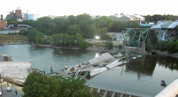 I-35_Bridge_Collapse